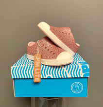 Load image into Gallery viewer, Jefferson Milk Pink Bling Shoe by Native
